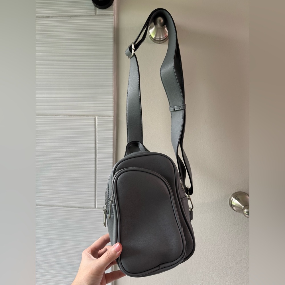 Crossbody bag